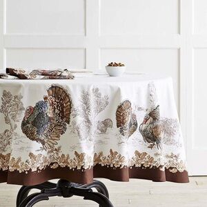 William Sonoma Plymouth Turkey Tablecloth round 90 inches